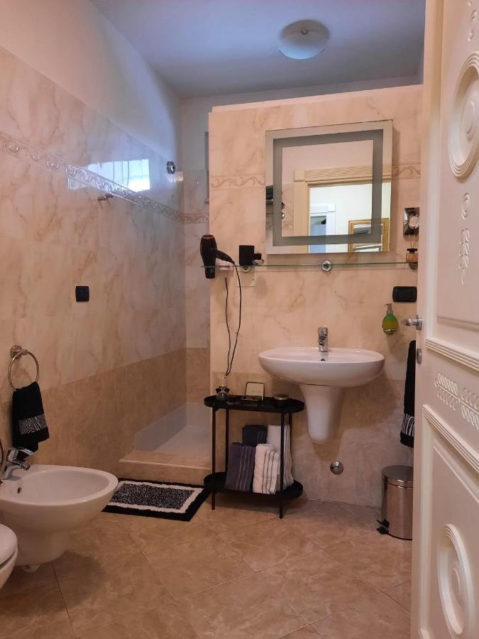 Appartamento Elite Du Lac Desenzano del Garda Dış mekan fotoğraf