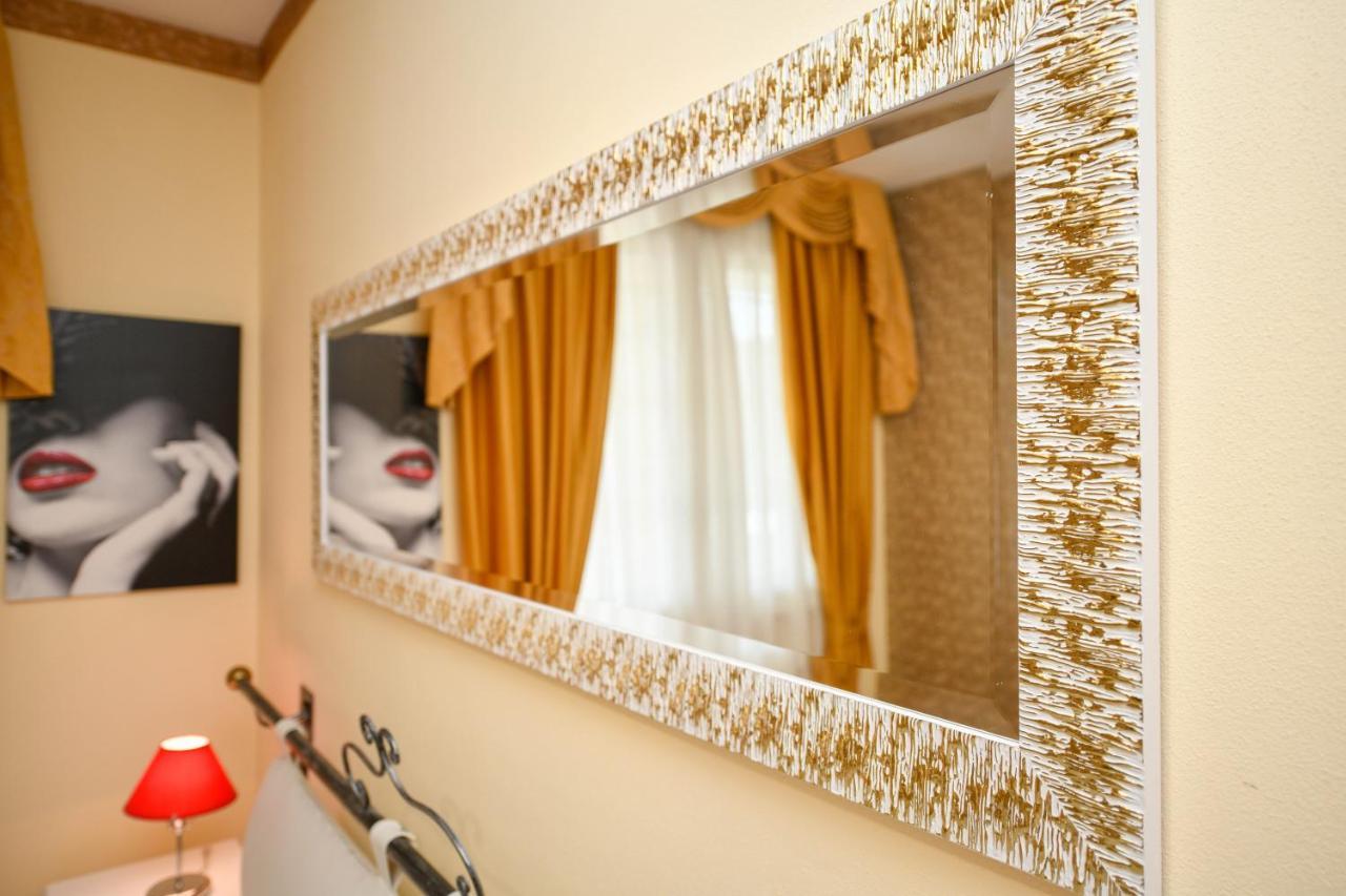 Appartamento Elite Du Lac Desenzano del Garda Dış mekan fotoğraf